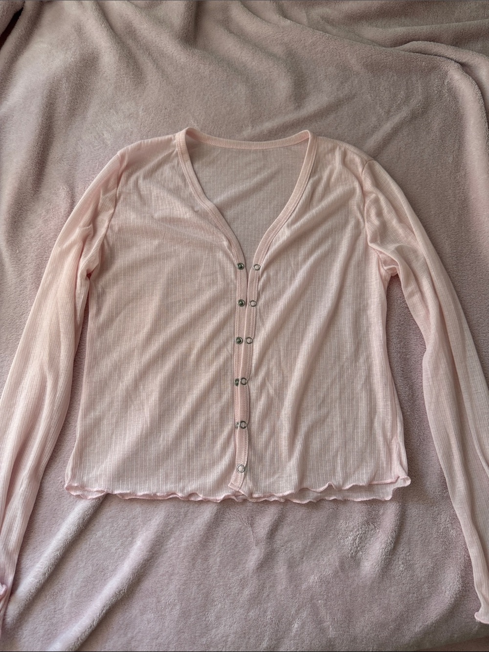 🤍 Thin Light Pink Long-Sleeve Snap-Front Women's Cardigan